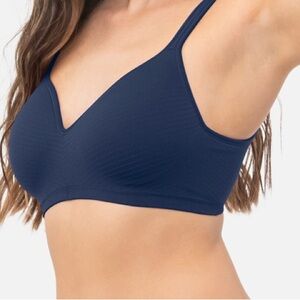Seamless Navy Bra